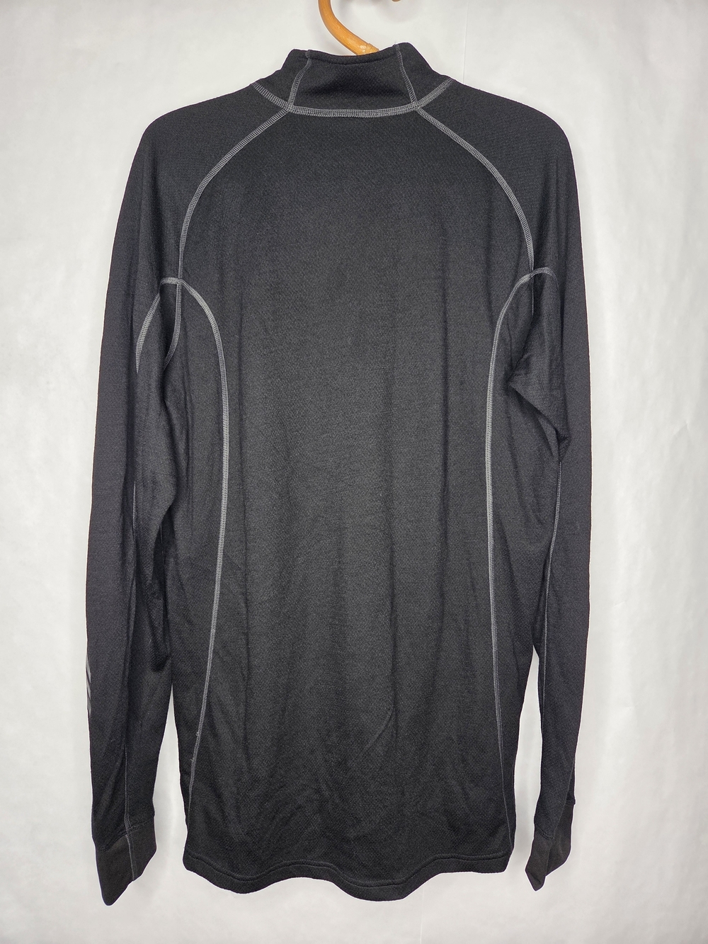 HH WARM Black Thermal Quarter-Zip Base Layer - Picture 4 of 9